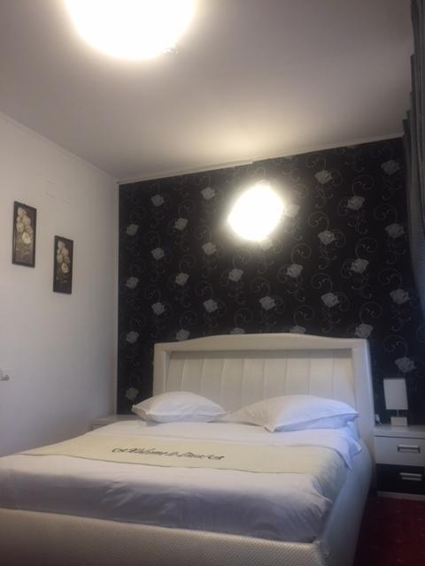 Hotel Papu Bukareszt Zewnętrze zdjęcie
