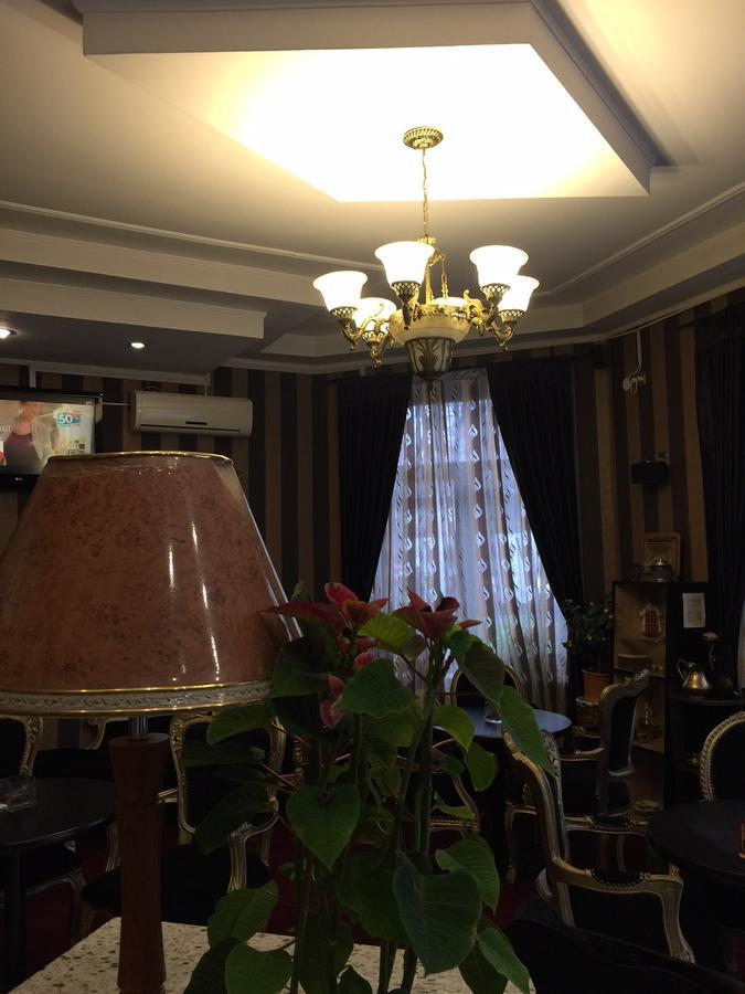 Hotel Papu Bukareszt Zewnętrze zdjęcie